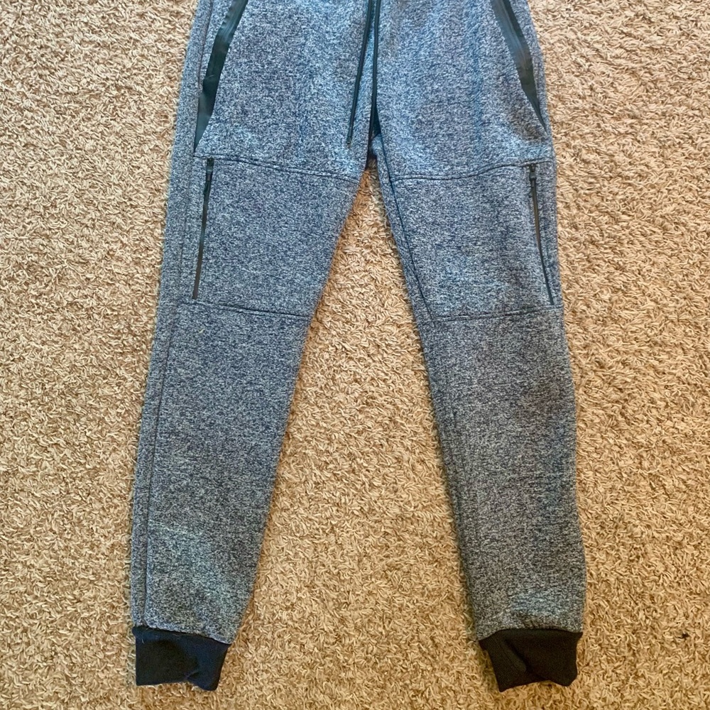 L RK7 joggers. Extra pockets! - Picture 2 of 10